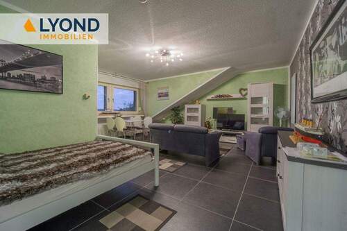 Bild 1 - Möbliertes 1-Zimmer-Apartment am Rhein, mit Vermietungspotenzial in Duisburg-Homberg!