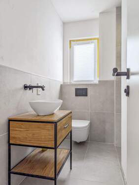 Bad - Werz Immobilien - 