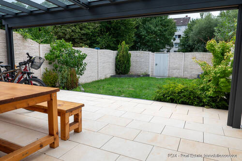 Bild 1 - Familientraum: Modernes Zuhause mit Dachstudio & sonnigem Garten in Egelsbach