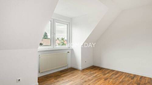 1. OG Elternschlafzimmer 1 - 