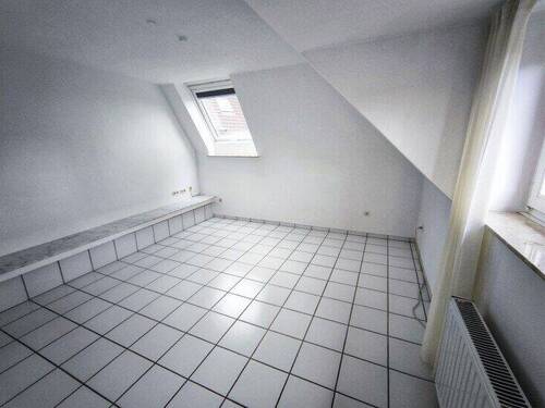 Wohnzimmer a - 3 Zimmer Etagenwohnung in Oberhausen