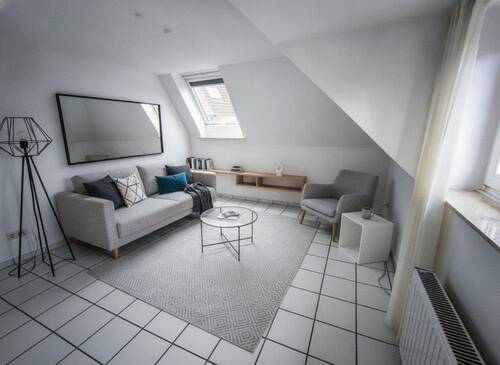 KI Homestaging - Etagenwohnung mit 65,00 m&sup2; in Oberhausen zur Miete