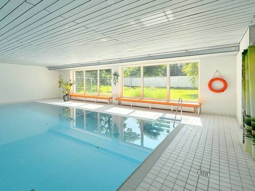 Schwimmbad - 
