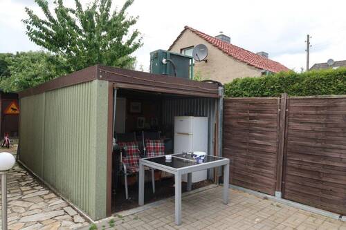 Garage.JPG - 