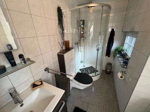 Badezimmer Erdgeschoss - 