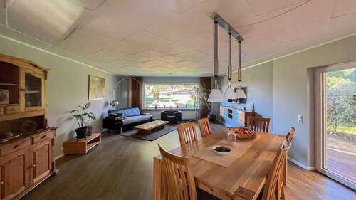 Wohn/- Esszimmer EG - 