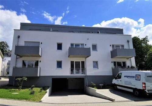 Moltkestr. 6 Zufahrt TG - 1 Zimmer Etagenwohnung zur Miete in Bergisch Gladbach