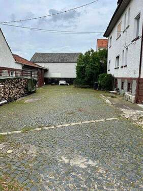 Grundstück, Stellplätze - 