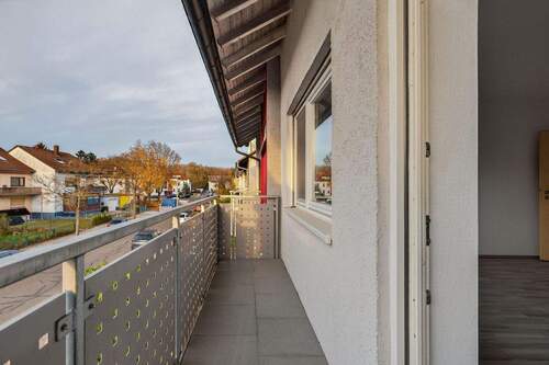 Obergeschoss Balkon vorne - 