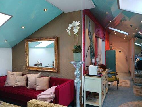 Wohnzimmer/ Flur - 2 Zimmer Etagenwohnung zum Kaufen in Bad Reichenhall