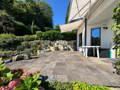 Terrasse - 7 Zimmer Mehrfamilienhaus, Wohnhaus zum Kaufen in Stuttgart