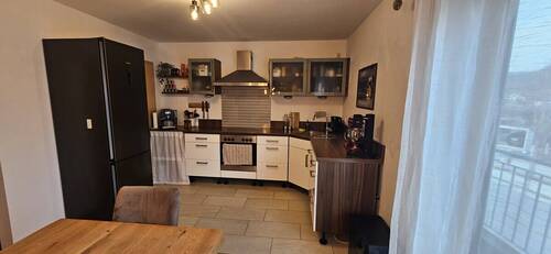 Küche - 4 Zimmer Etagenwohnung zur Miete in Winhöring