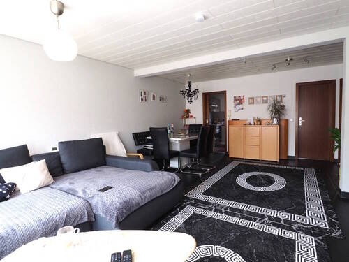 Wohn-/Esszimmer - Hübsche 3 Zimmer Wohnung in Hohenhaslach