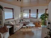 Wohnzimmer mit Südausrichtung zur Pegnitz hin - 2 Zimmer Etagenwohnung zur Miete in Nürnberg