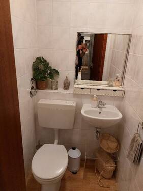 WC - 