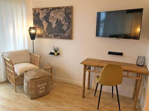 Arbeitsbereich.jpg - Luxus und Qualität auf kleinstem Raum: Modern ausgestattete 1-Zimmer-Wohnung mit Balkon in Szenelage am Winterhuder Marktplatz