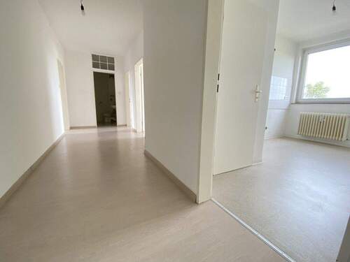 Diele - 3 Zimmer Etagenwohnung in Heusenstamm