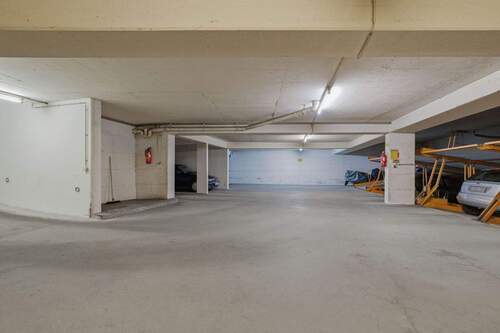 Tiefgarage - 