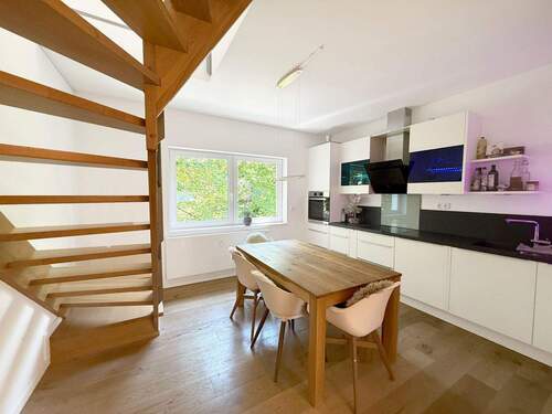 Küche_Essbereich - Etagenwohnung mit 115,00 m&sup2; in Stuttgart zum Kaufen