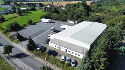 Vogelperspektive - Halle zum Kaufen in Bretnig-Hauswalde