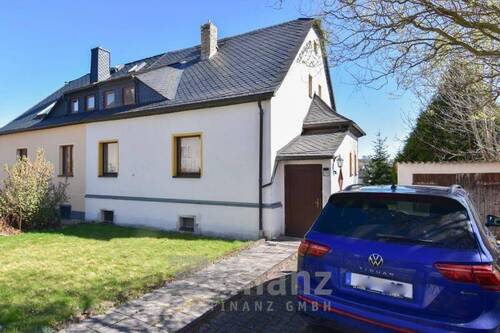 Ansicht - Doppelhaushälfte in OelsnitzErzgeb. kaufen: 124 m² Wohnfläche, schöner Garten, Garage und Keller