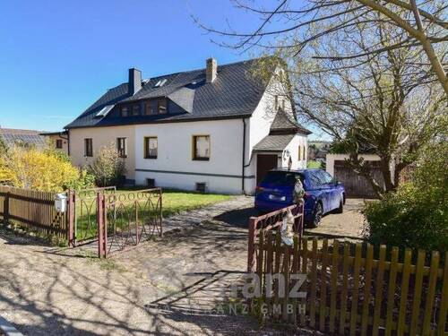 Ansicht - 6 Zimmer Doppelhaushälfte in Oelsnitz