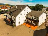 Hotelansicht vorne - 