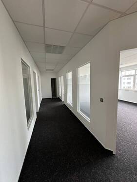 Flur - 5 Zimmer Büro zur Miete in Hamburg