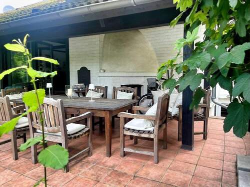 Terrassenbereich - 6 Zimmer Einfamilienhaus zum Kaufen in Erftstadt