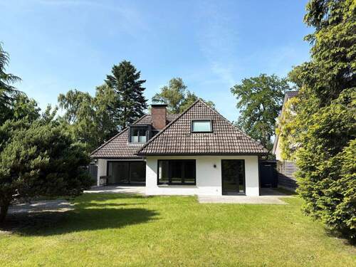 Gartenansicht..jpg - 5 Zimmer Mehrfamilienhaus, Wohnhaus zum Kaufen in Hamburg