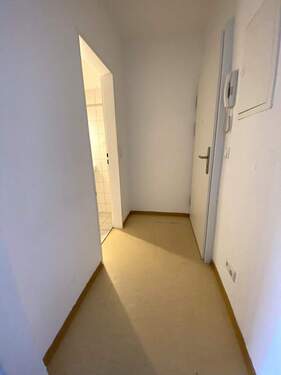 Diele - 1 Zimmer Etagenwohnung in Heusenstamm