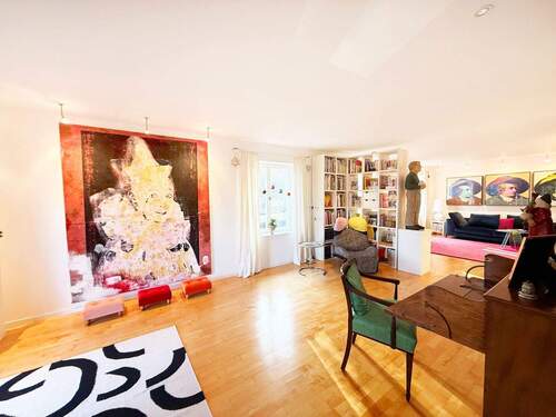 Wohnbereich - 8 Zimmer Doppelhaushälfte in Stuttgart