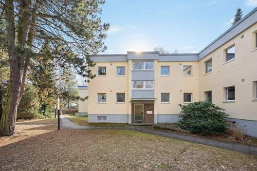 Hausansicht - 2 Zimmer Etagenwohnung zum Kaufen in Berlin