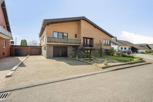 WWW.BOUWENS.DE - 5 Zimmer Mehrfamilienhaus, Wohnhaus in Waldfeucht / Obspringen