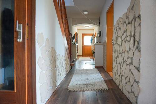 Flur EG-Wohnung - 