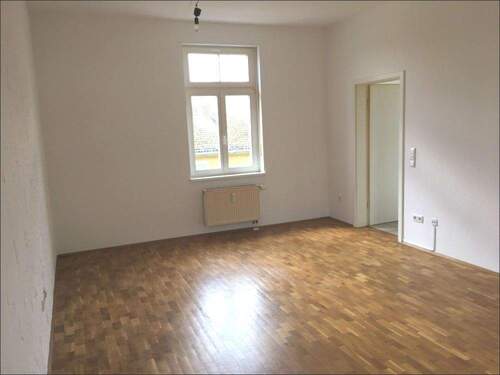 Wohn-/Essbereich mit Küchenzugang - 