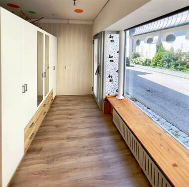 Wohnzimmer Eingang EG - 8 Zimmer Reihenendhaus in Bad Griesbach i. Rottal