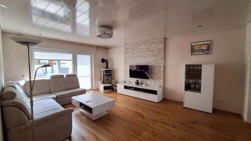 Wohnzimmer - 3 Zimmer Etagenwohnung zur Miete in Viernheim