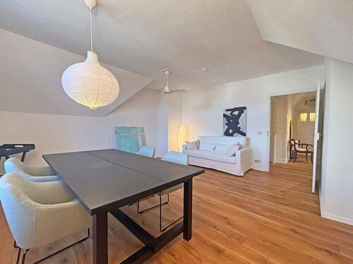 Wohnzimmer_3.jpg - 4 Zimmer Etagenwohnung in Stuttgart