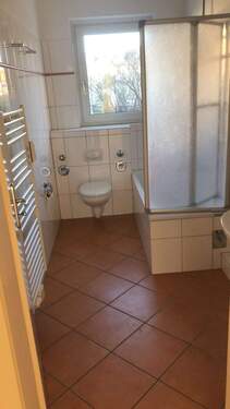 Badezimmer - 3 Zimmer Etagenwohnung in Winsen (Luhe)