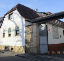 FREINSHEIM, DOPPELHAUS-HÄLFTE, älteres Baujahr, gepflegt. Verkaufspreis 256000,00 Euro.