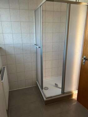 EG Gäste WC mit Dusche 2 - 