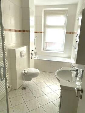 Küche - Helle sonnige 4-R-Wohnung san. Altbau:im EG.104 m² in MD.Stadtfeld-Ost zu vermieten!