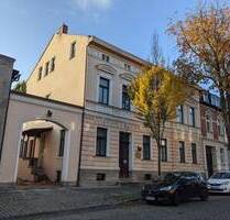 Einzigartige Investitionschance: Wohn- und Geschäftshaus im Herzen von Bernburg - Bernburg (Saale)