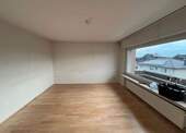Wohnzimmer - Gepflegte 3 Zimmer ETW (ca. 73?m²) mit Balkon, Garage & Keller