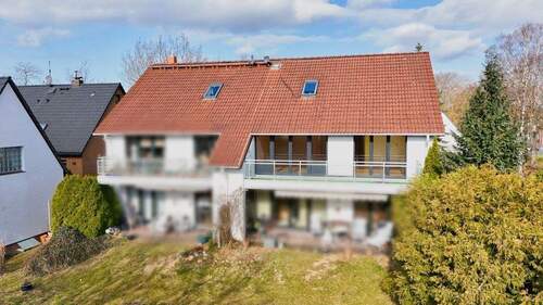 Rückansicht - Sonnige Wohnung mit gehobener Ausstattung und separatem Dachstudio