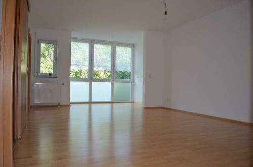 Wohnen/Essen - 2 Zimmer Etagenwohnung in Penzing