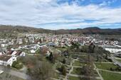 Drohne Blick Richtung Dorf - 