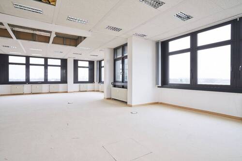 Bürofläche - Büro zur Miete in Neuss