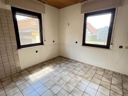 Küche EG - 9 Zimmer Einfamilienhaus in Karben